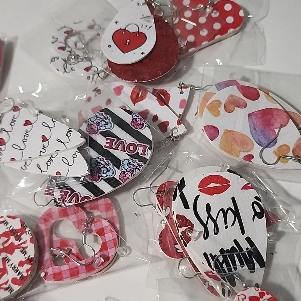 Heart Themed Earrings Set Kiss LOVE marry me Hearts Teardrop Earring